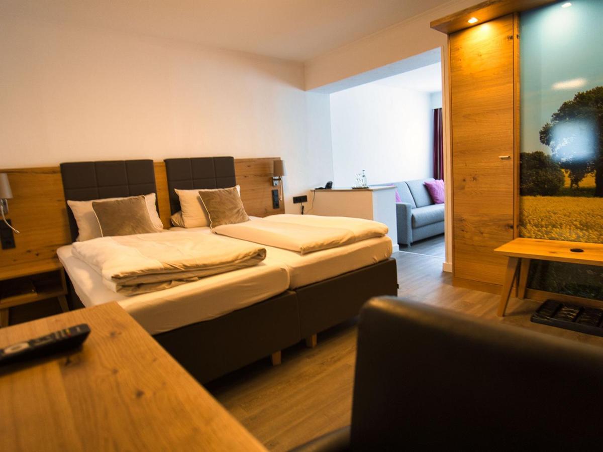 Hotel Hollaender Hof メシェデ エクステリア 写真